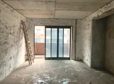 渝北区|华宇上院4室2厅2卫出售|买房租房佣金全返