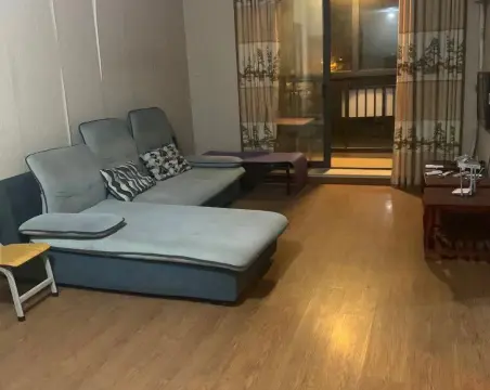 宁乡蓝色港湾2室2厅1卫精装