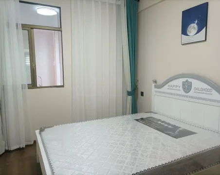 生源之春3室2厅2卫朝南北精装
