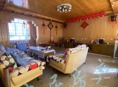 泸西县|城河巷5室2厅2卫出售