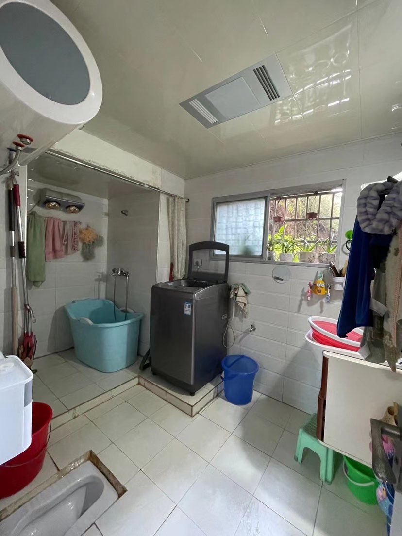一完小附近,一完小后门彩票店楼上二楼3