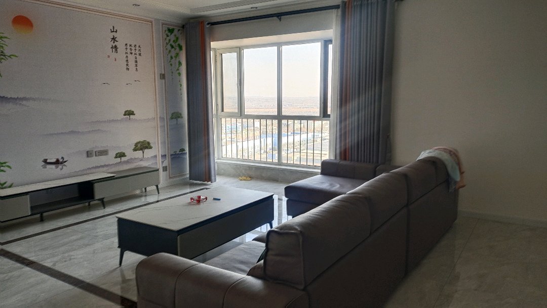 银杏雅苑,银杏雅苑 3室2厅2卫 东西朝向 精装修 家具厨卫齐全1