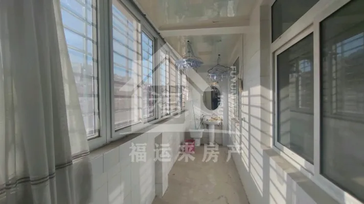 正大福香园 套三精装修带车库