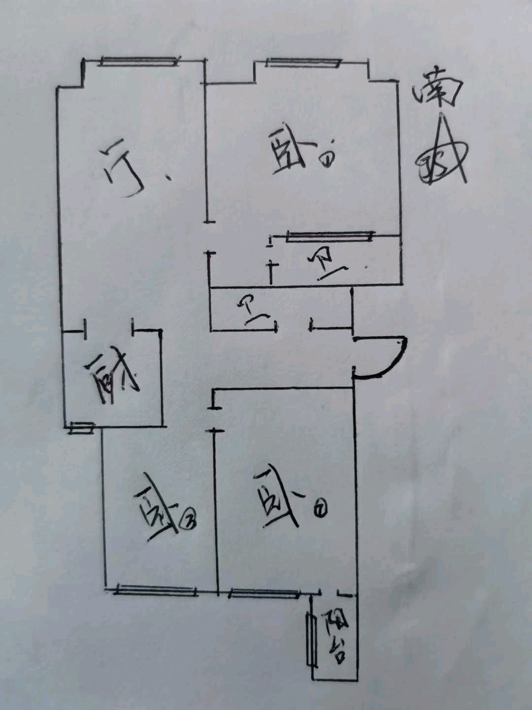 绿云花园,绿云花园113平步梯中层精装修65万可贷款9