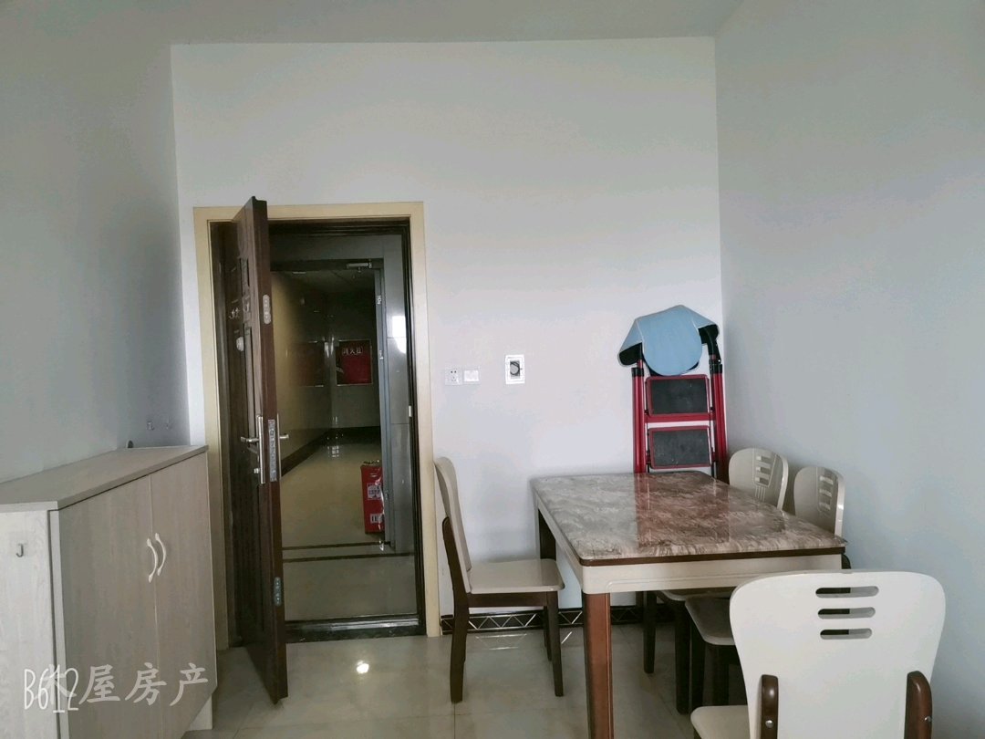 左岸上城,让你无可挑剔的左岸上城，交通便利便宜甩卖8