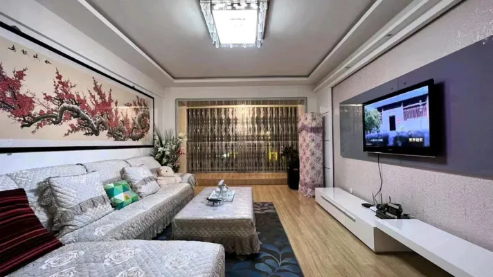 业主急售 凤凰苑小区 3室2厅2卫 南北通透 急售可按揭