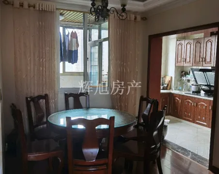 泽恺德馨3室2厅2卫朝东豪装