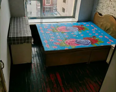 通江社区前一委3室1厅1卫朝南北普通