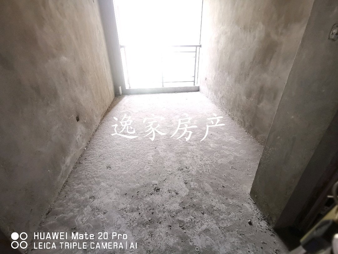 房东不在本地，说是让我们自己去看房-塞纳城邦二手房价