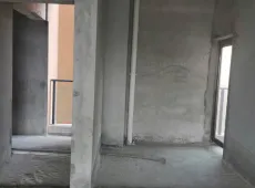 云城区|置诚大厦4室2厅2卫出售