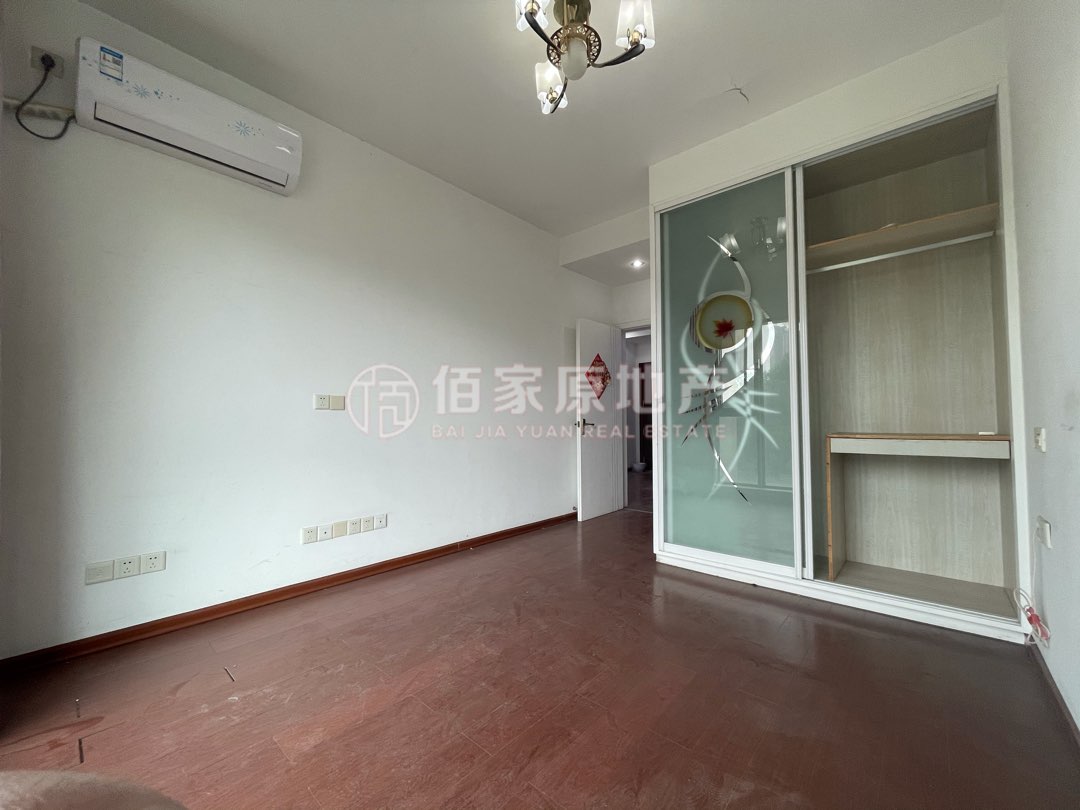 鼓楼区热河南路精装1室2厅1卫二手房出售5