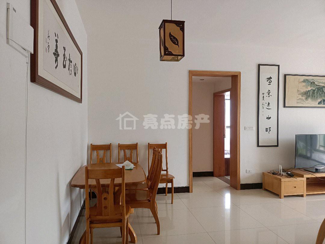 金江银座,金江银座江景三房，视野开阔，诚心出售，看房方便2