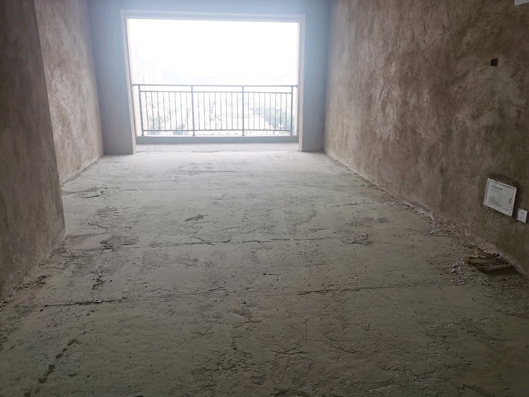 麒麟区东片区毛坯4室2厅2卫二手房出售3