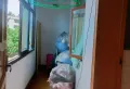 七十三四小对面，四室一厅一卫8