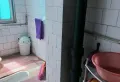 七十三四小对面，四室一厅一卫5