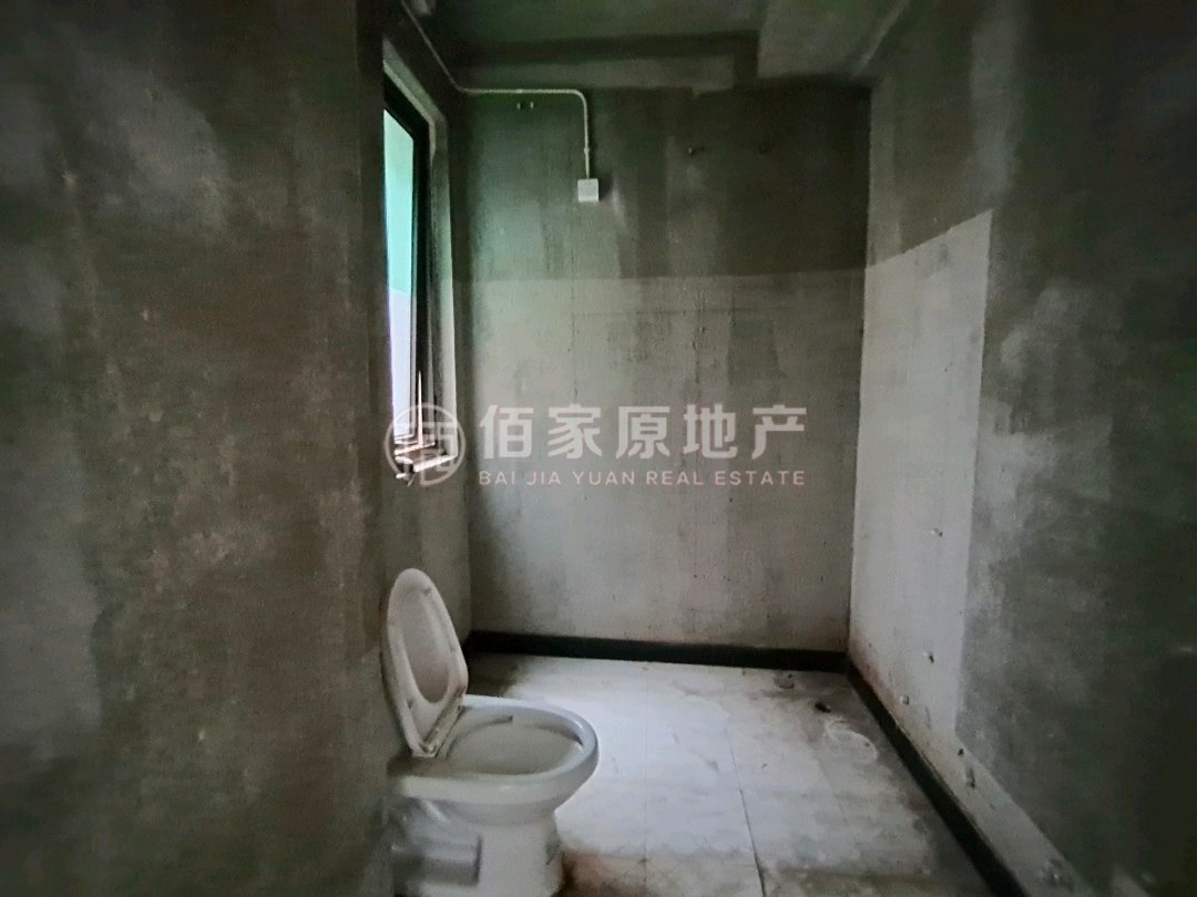 鼓楼区滨江带毛坯3室2厅2卫二手房出售9