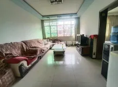 巴州区|登山嘴巷3室2厅2卫出售