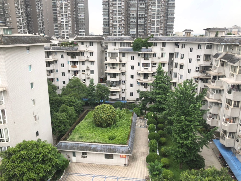 信业A,信业小区地段中心 大跃层带花园 3室精装修 视野开阔 户型通15