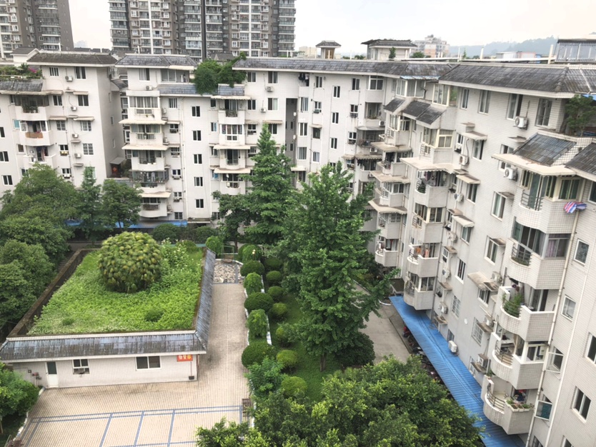 信业A,信业小区地段中心 大跃层带花园 3室精装修 视野开阔 户型通16