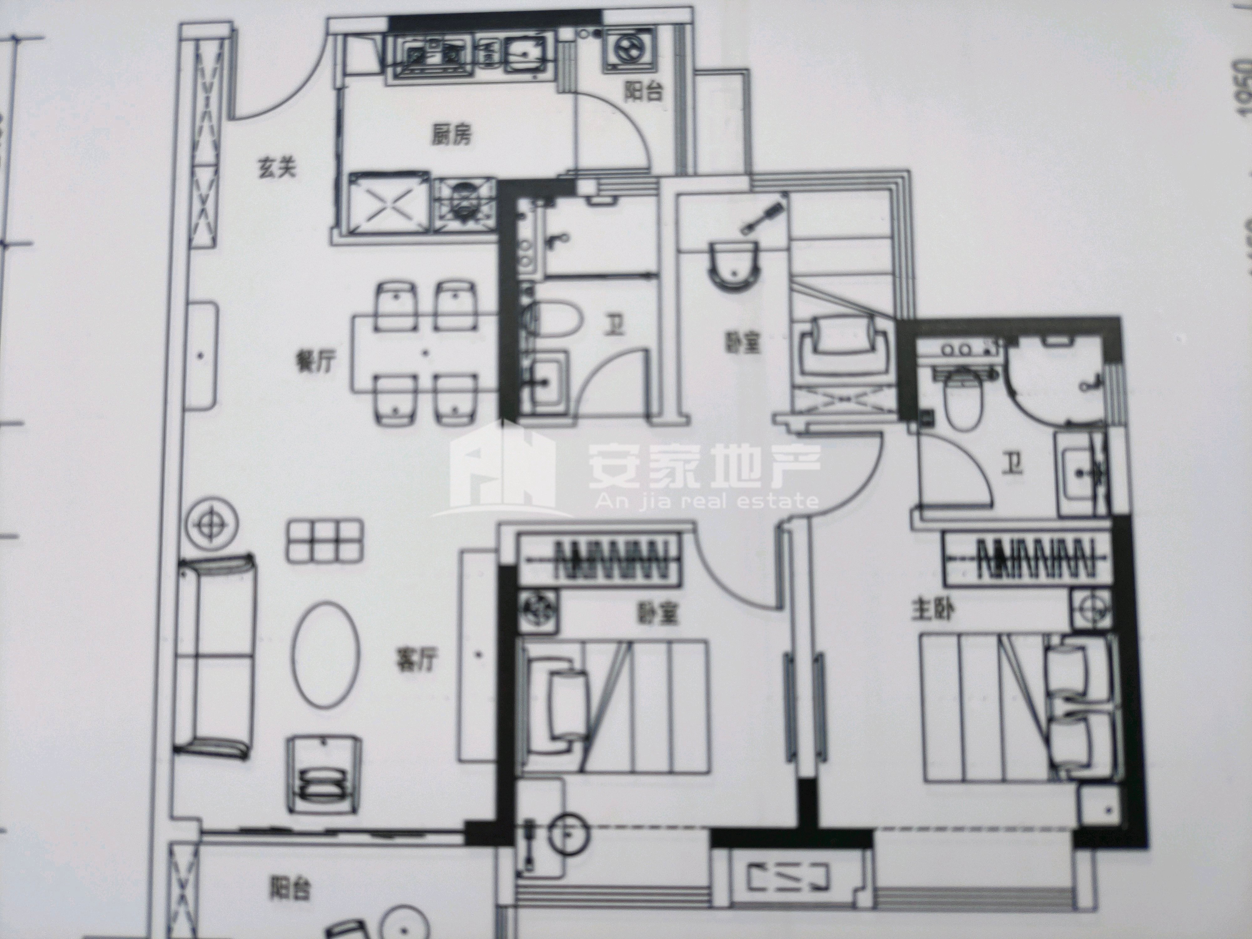 难得一遇的商圈高档小区-蓝湾国际D区二手房价