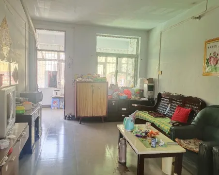 弘阳小区3室1厅1卫朝东西普通