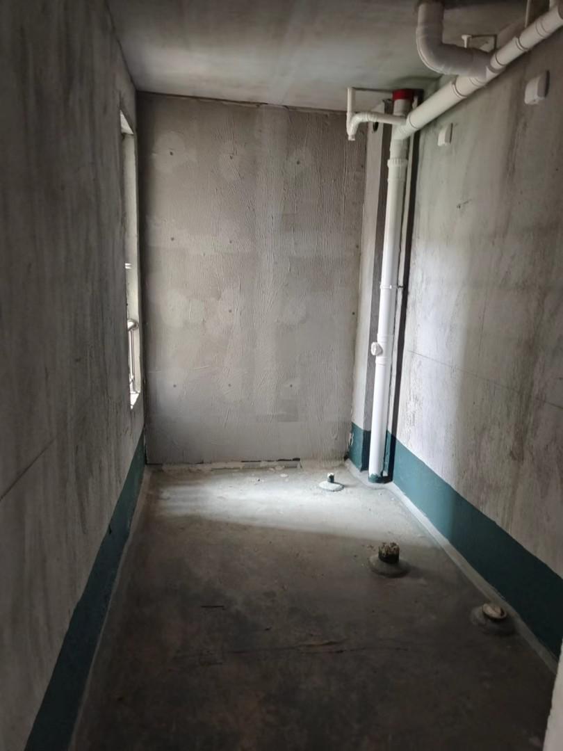 莲池区东湖片区毛坯3室2厅2卫二手房出售8