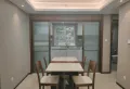华润1楼带小院 家具齐全，新风系统，南北通透。9