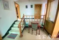 这房子面积大，读一小，带楼顶花园，带一个车库8