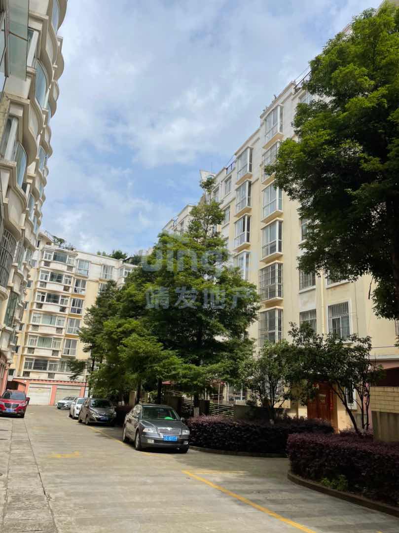 麒麟区北片区豪装4室2厅2卫二手房出售12