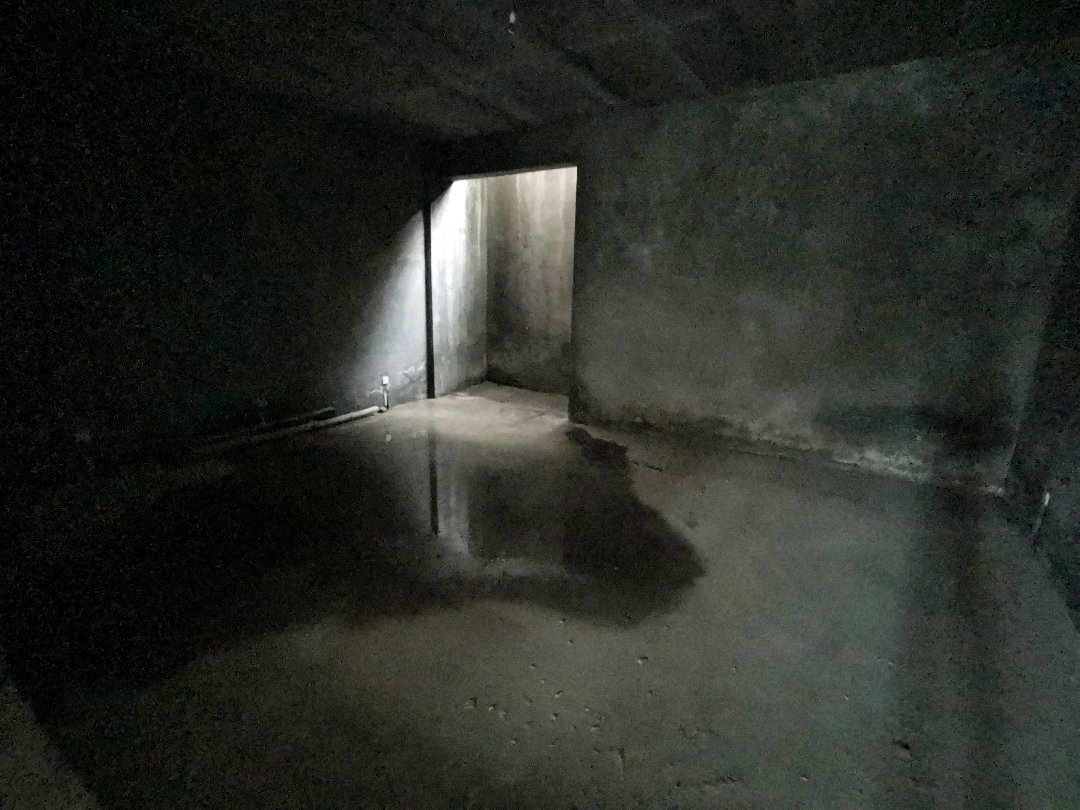 麒麟区西片区毛坯6室3厅4卫二手房出售20