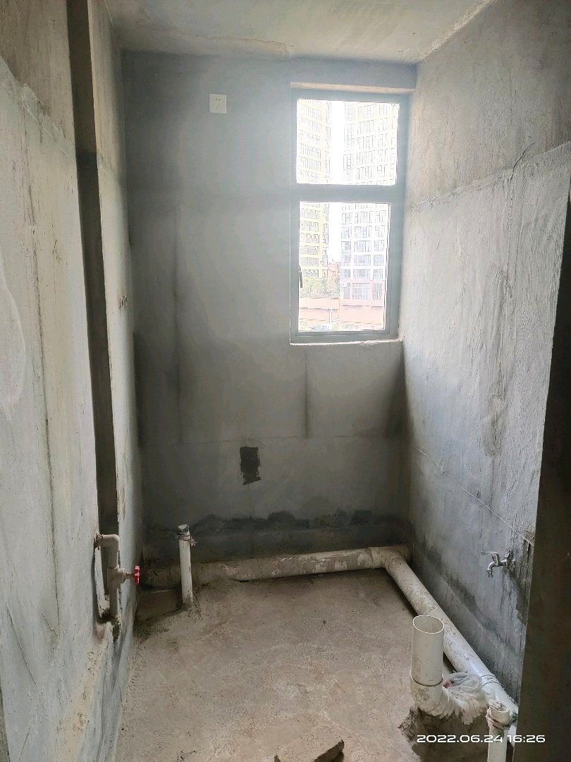 麒麟区西片区毛坯3室2厅2卫二手房出售6