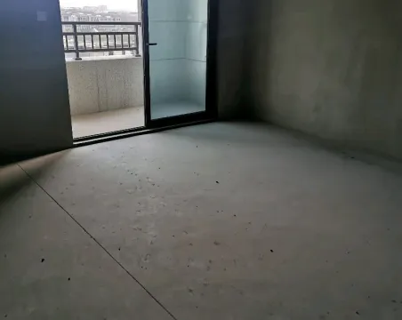 阳光城中山府3室2厅2卫朝南毛坯