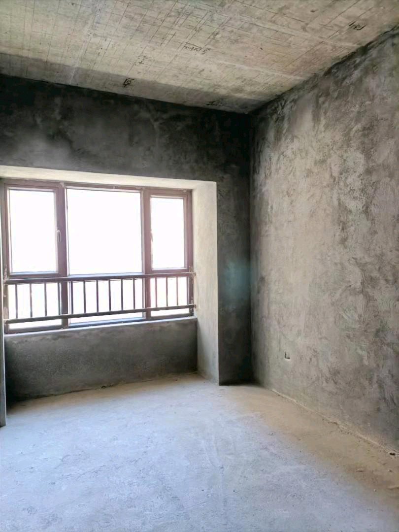 麒麟区南片区毛坯3室2厅2卫二手房出售2
