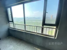 解放区|和诚外滩3室2厅2卫出售