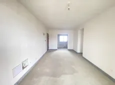 新北区|雅居乐荣华里3室2厅2卫出售