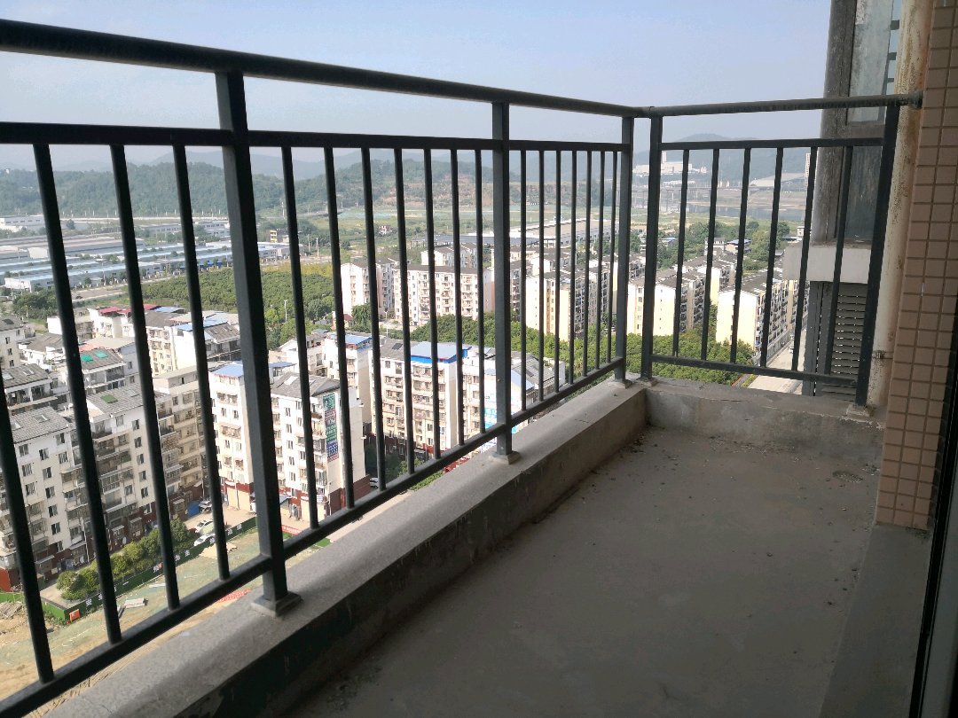 河东万达附近 电梯20楼 80平米级套二 现房30万可售-西山美邸二手房价