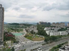 利州区|鸿宇时代3室2厅1卫出售|买房租房佣金全返