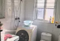 两室一厅带漏天大阳台，一口价6