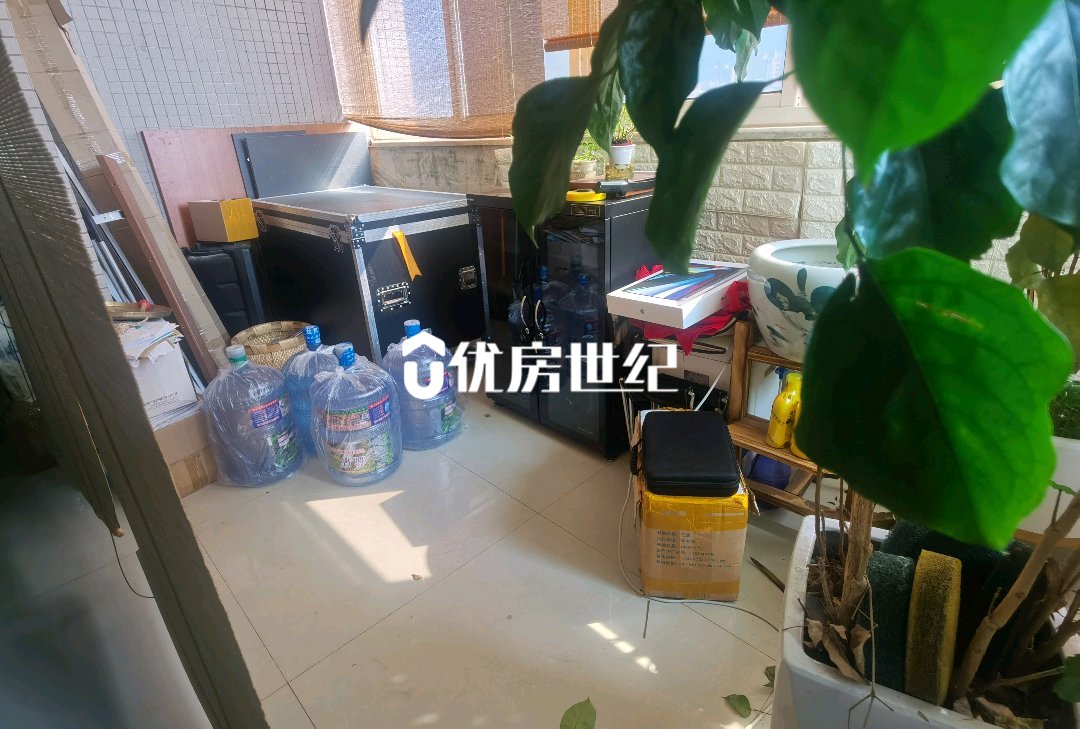 蕉城区万达普通4室2厅2卫二手房出售9