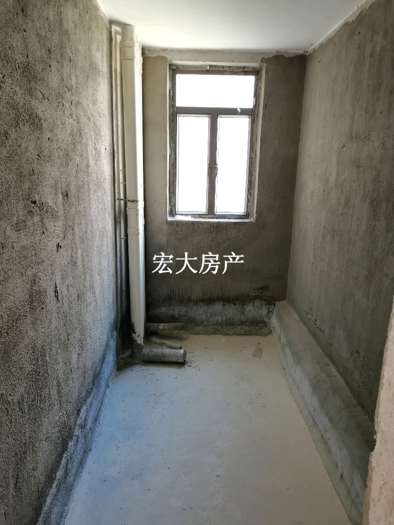 乐天海珀御庭,乐天一期，中层通风采光好，户型方正实用，住家舒适9