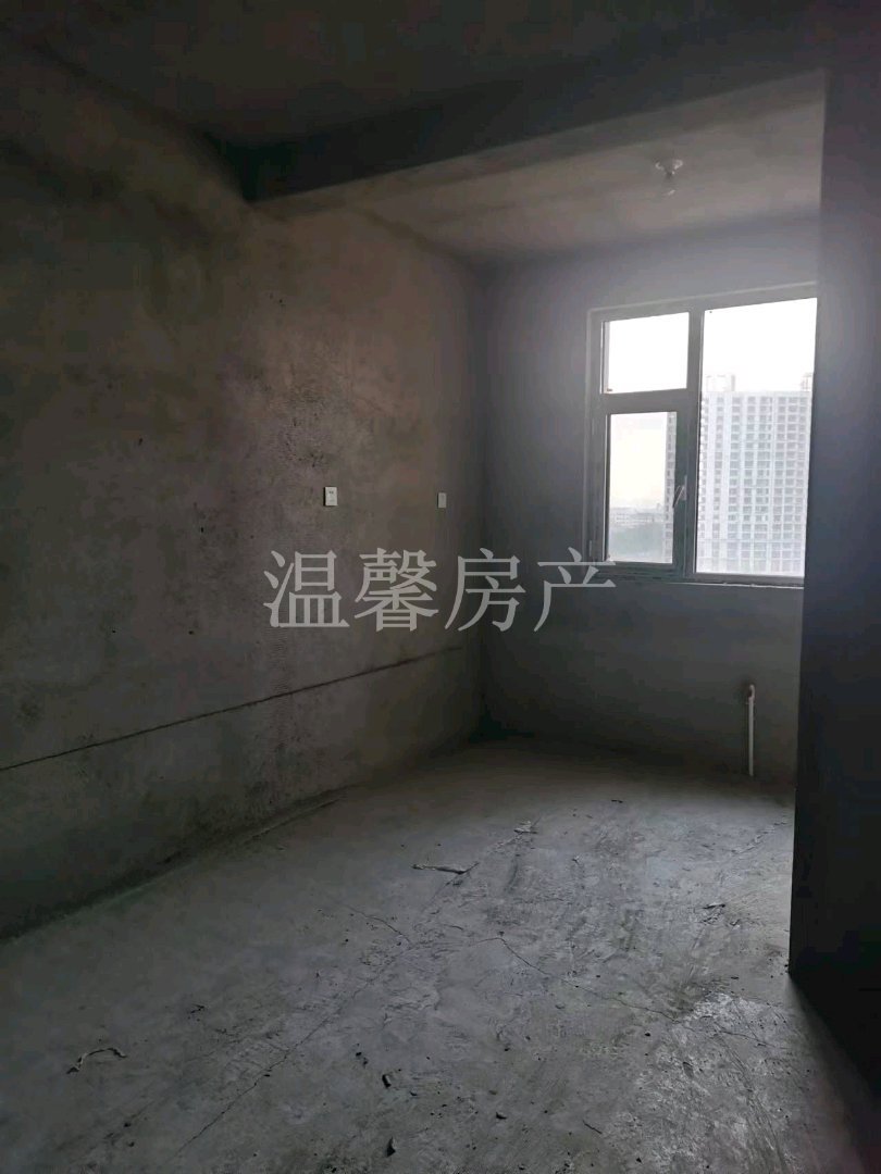 位置繁华，临近屯留二中-麟浩家园二手房价