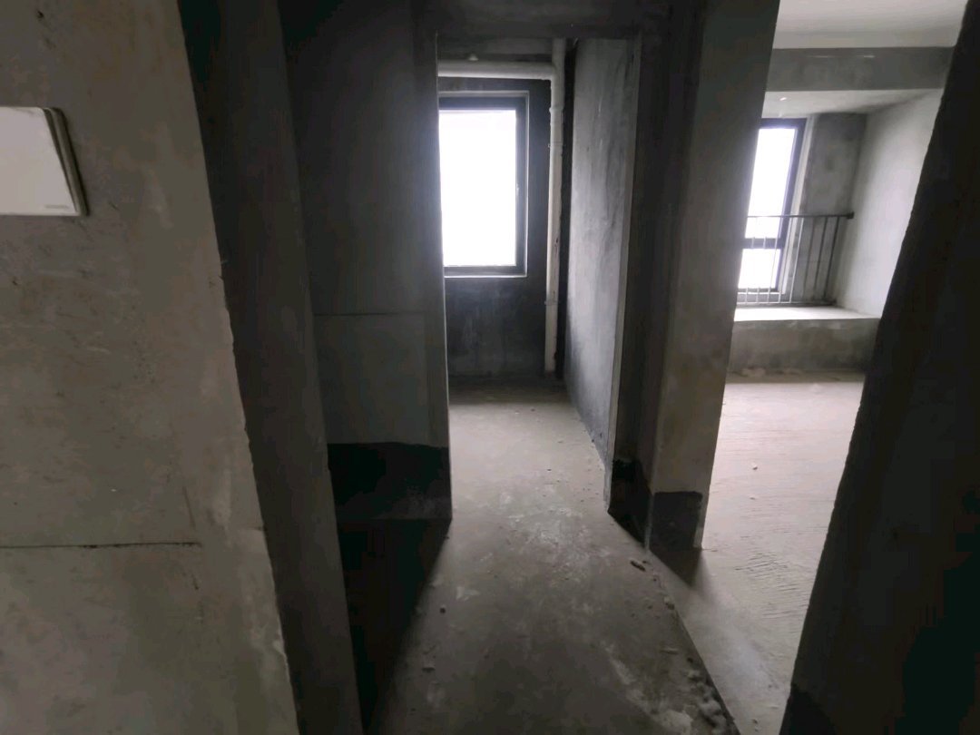 南湖附近  亳芜家园   三室两厅一卫-亳芜家园二手房价