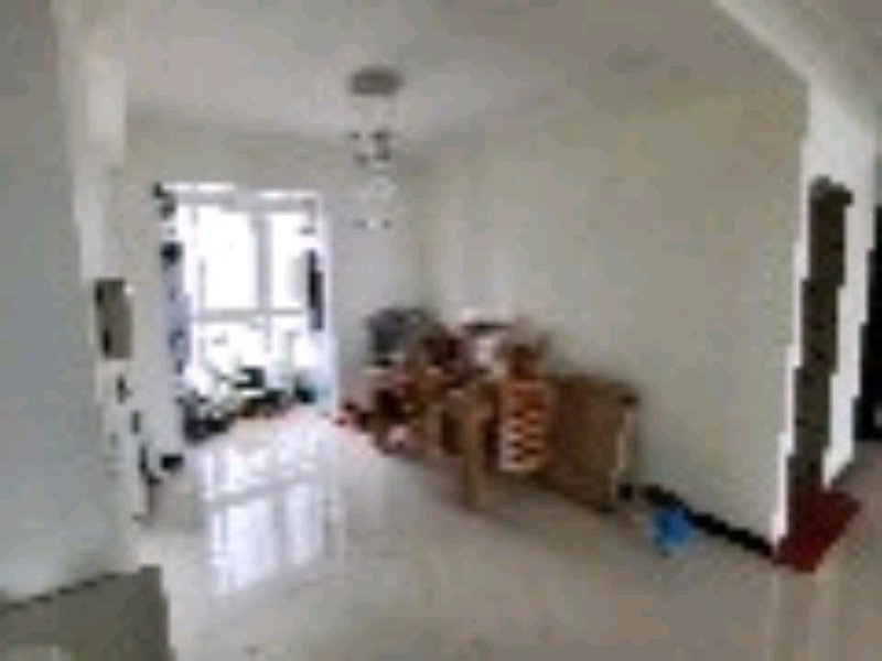 盘龙云海小区,房东诚心出售，楼层好，区位好，交通方便。4
