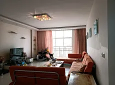 楚雄市|秀苑花园4室2厅1卫出售