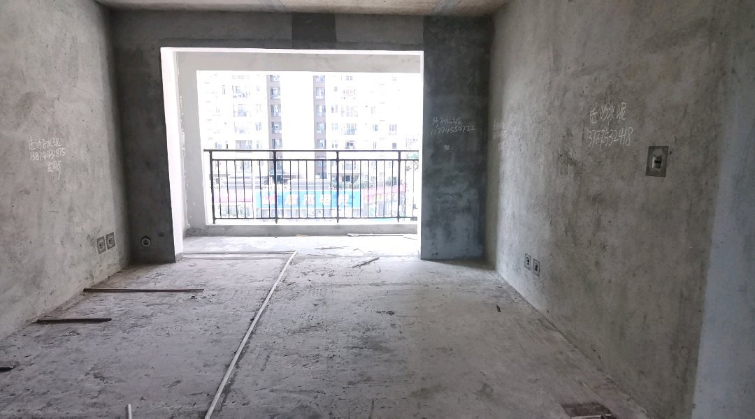 大汉龙城腾龙府,大汉龙城五期电梯小高层南北通透送一个大阳台1