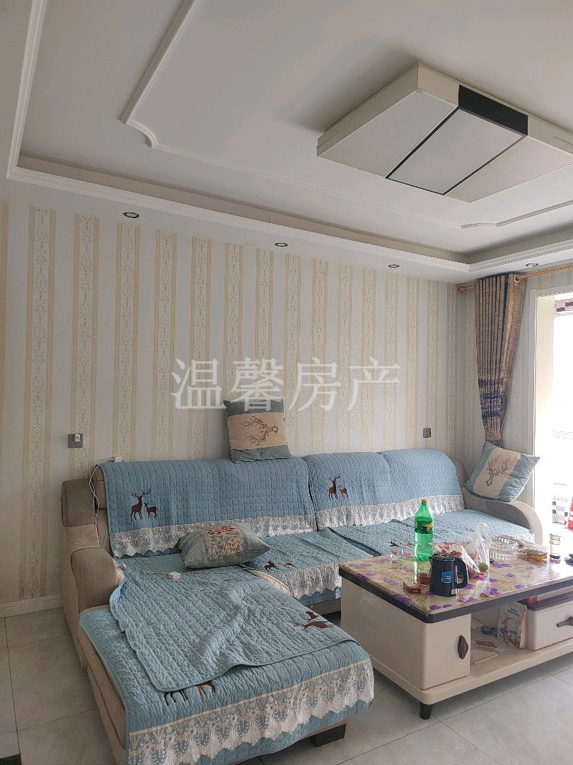 三个阳台，东边户，装修还可以，到手35-滨河湾二手房价
