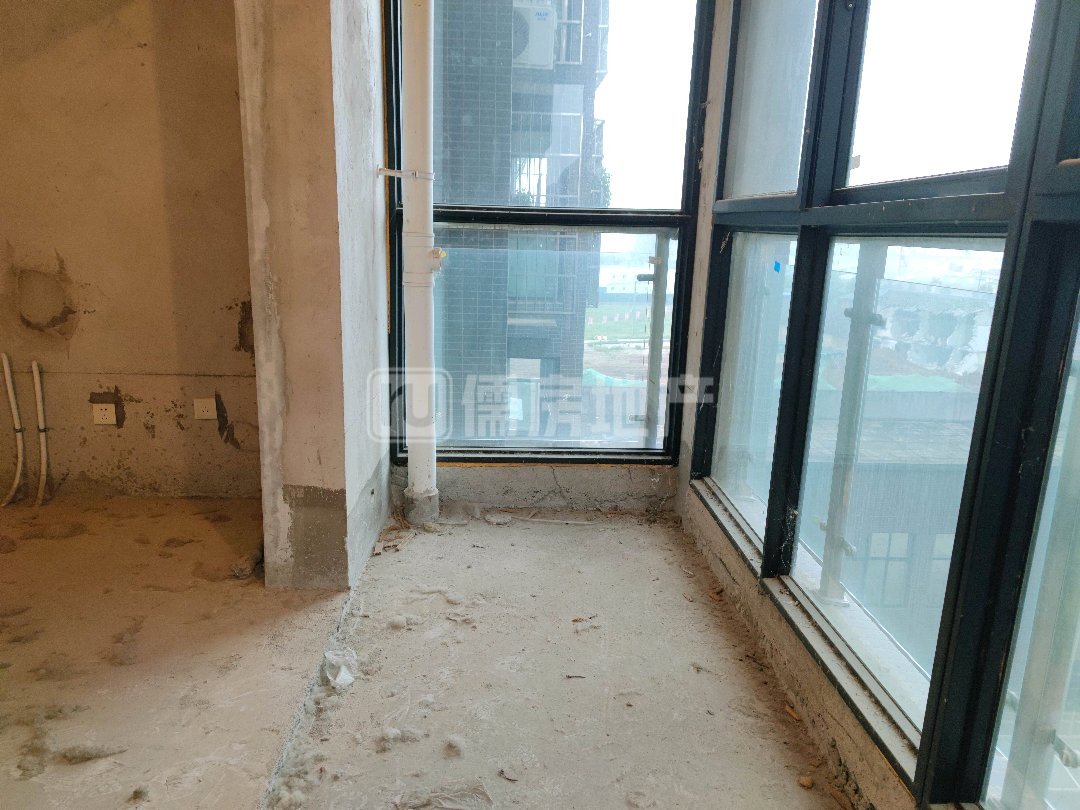 恒基馨城,西环四路电梯房三室两厅8