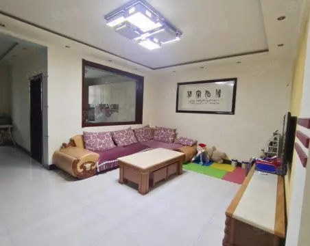 汇鑫3室2厅1卫精装