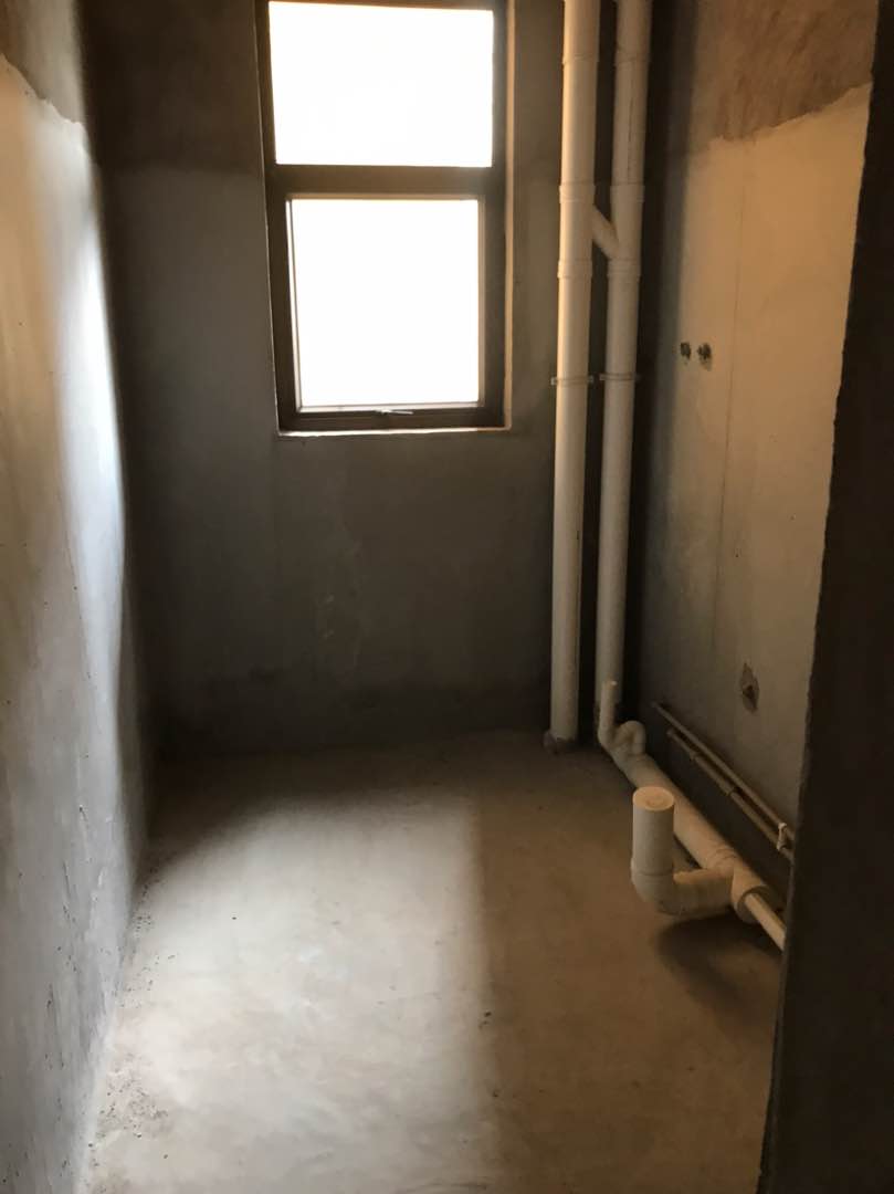 麒麟区西片区毛坯4室2厅2卫二手房出售12