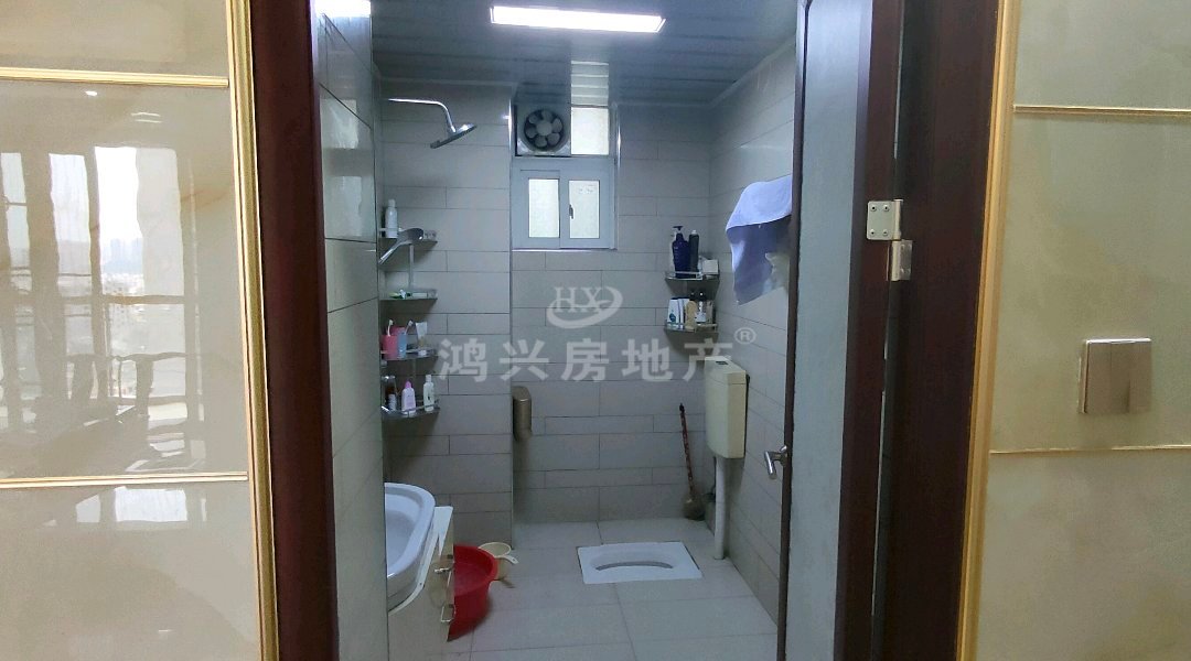 北流新天地,出售新天地5房2厅2卫8